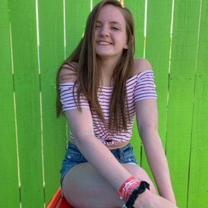 Meet your Posher, Caroline